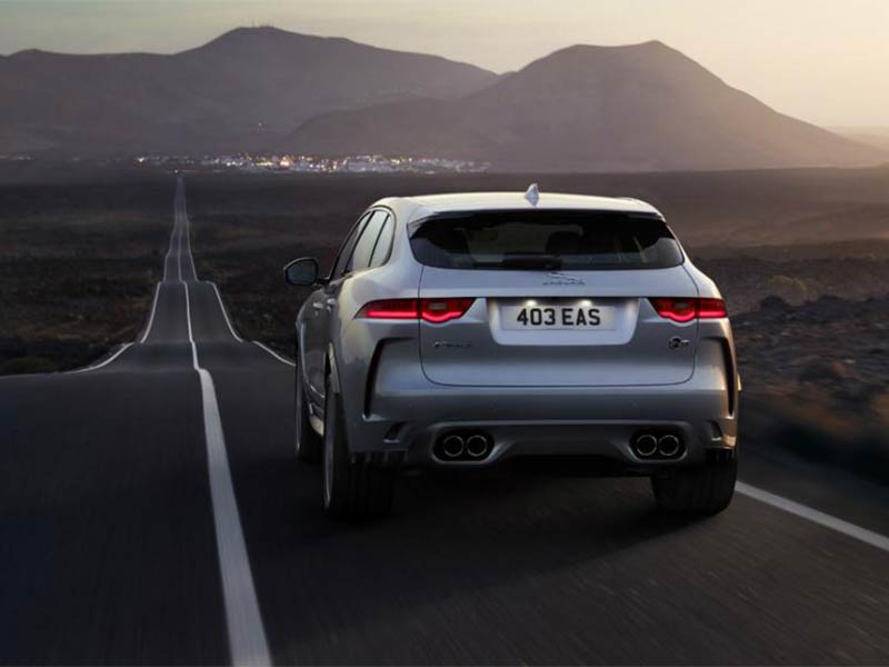 جاجوار تصدر موديل F-Pace SVR بقدرة 500 حصان وسرعة قصوى 176 ميل ساعة